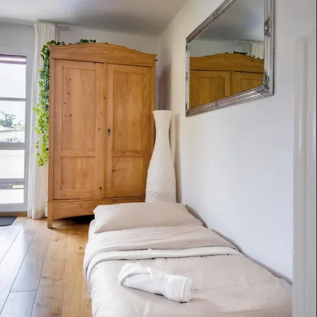 With Bed In Living Berno