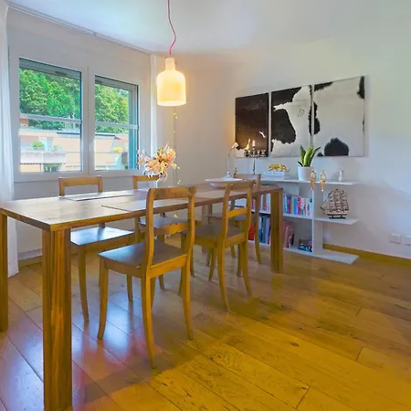 One-bedroom With Extra Mattress In Living Apartament *