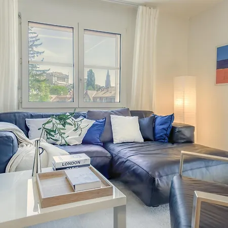 One-bedroom With Extra Mattress In Living Апартаменты *