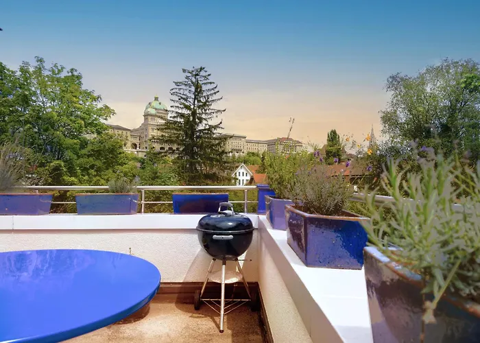 One-bedroom With Extra Mattress In Living